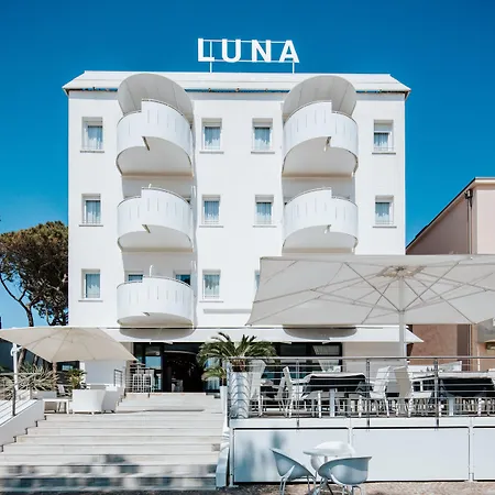 Hotel Luna 3*