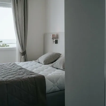 호텔 Luna 3*